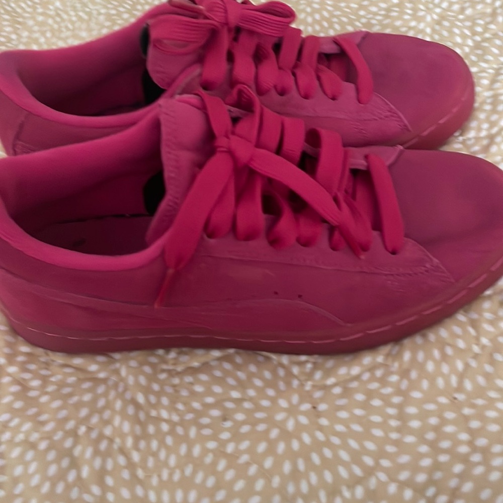 Puma size 5 used still in great condition
